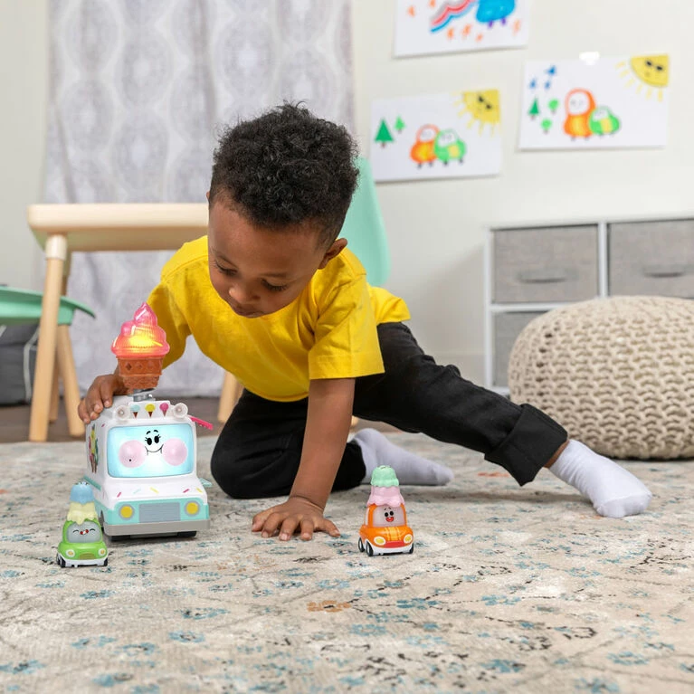 Tut Tut Bolides VTech Tut Tut Cory Bolides Two Scoops Jessie Ice Cream Truck - French Edition - Image 3